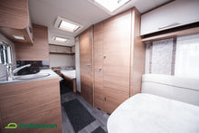 Lataa kuva Galleria-katseluun, Knaus Sport