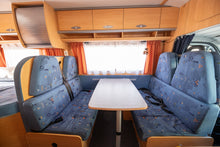 Lataa kuva Galleria-katseluun, Dethleffs T 5841