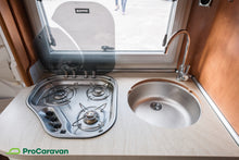 Lataa kuva Galleria-katseluun, Carthago T 143 C-Tourer