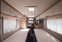 Lataa kuva Galleria-katseluun, Knaus Südwind