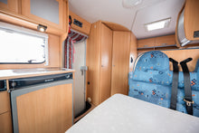 Ladda upp bild till gallerivisning, DETHLEFFS T 5841