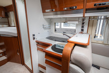 Lataa kuva Galleria-katseluun, Rapido I 66 Distinction