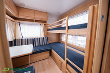 Ladda upp bild till gallerivisning, Dethleffs Camper