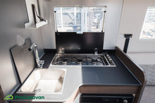 Lataa kuva Galleria-katseluun, Adria Sonic 700 DC Supreme