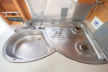 Lataa kuva Galleria-katseluun, Dethleffs T 5841