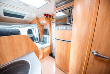 Lataa kuva Galleria-katseluun, ADRIA Coral S 670SL