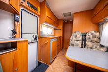 Lataa kuva Galleria-katseluun, Adria 660 DP