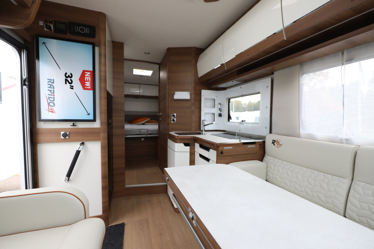 Rapido 696F R65 Edition