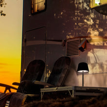 Lataa kuva Galleria-katseluun, Brunner valaisin Lucien