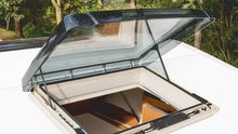Lataa kuva Galleria-katseluun, Remis kattoluukku REMItop Vario II, 600x900 mm, veivattava