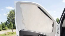 Lataa kuva Galleria-katseluun, Remis sivuikkunan pimennysverho REMIfront 4, Ducato 2021, vasen