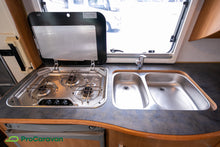 Ladda upp bild till gallerivisning, Hymer B564