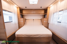 Lataa kuva Galleria-katseluun, Adria Adora