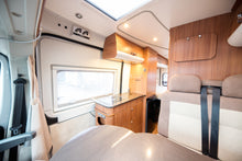 Lataa kuva Galleria-katseluun, Adria Twin 600 SP