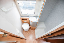 Lataa kuva Galleria-katseluun, ADRIA Coral 680 DP