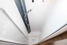 Ladda upp bild till gallerivisning, Rapido 696F