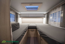 Lataa kuva Galleria-katseluun, Adria Compact DL Supreme