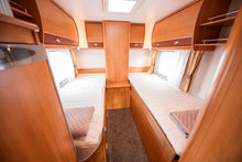 Ladda upp bild till gallerivisning, Home-Car P 631