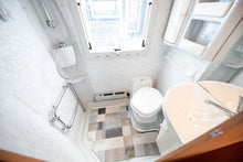 Lataa kuva Galleria-katseluun, ADRIA CORAL 660 DP Adriatik