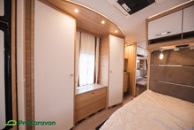 Lataa kuva Galleria-katseluun, Dethleffs Camper Snow
