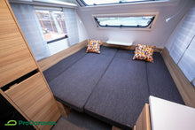 Lataa kuva Galleria-katseluun, Adria Action