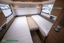 Lataa kuva Galleria-katseluun, Adria Adora