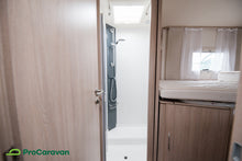 Ladda upp bild till gallerivisning, Rapido 666F