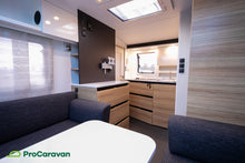 Lataa kuva Galleria-katseluun, Adria Action