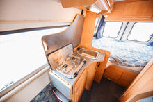 Lataa kuva Galleria-katseluun, Adria Twin