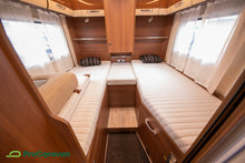 Ladda upp bild till gallerivisning, LMC Cruiser T732