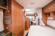 Lataa kuva Galleria-katseluun, Adria Coral S 680 ST Supreme