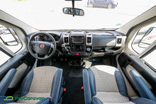 Ladda upp bild till gallerivisning, LMC Breezer V 646G