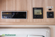 Lataa kuva Galleria-katseluun, Adria Matrix Axess M 680 SP