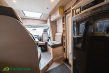 Lataa kuva Galleria-katseluun, Adria Matrix Axess M 680 SL