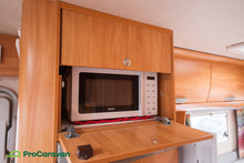 Lataa kuva Galleria-katseluun, ADRIA CORAL RED S 650 SP