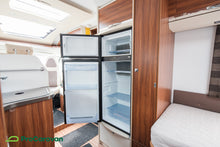 Lataa kuva Galleria-katseluun, Adria Coral Supreme S 670SLT