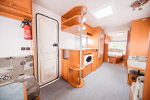 Lataa kuva Galleria-katseluun, 743 Classica