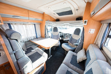 Lataa kuva Galleria-katseluun, Adria Coral S 680 SP