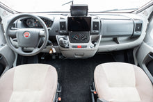 Lataa kuva Galleria-katseluun, Adria Matrix M 680 SL