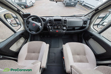 Lataa kuva Galleria-katseluun, Adria Matrix M650 SF