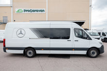 Ladda upp bild till gallerivisning, Mercedes-Benz Retkeilyauto