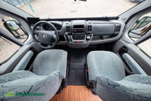 Lataa kuva Galleria-katseluun, LMC Liberty Tourer 59