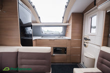 Lataa kuva Galleria-katseluun, Adria ADORA