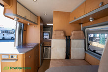 Ladda upp bild till gallerivisning, HYMER HC 322
