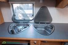 Lataa kuva Galleria-katseluun, Adria Classica