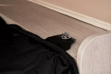 Lataa kuva Galleria-katseluun, Hindermann säilytyslaukku takatalliin