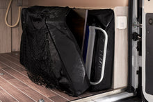 Lataa kuva Galleria-katseluun, Hindermann säilytyslaukku takatalliin