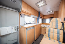 Ladda upp bild till gallerivisning, KNAUS SUN TRAVELLER TI 700