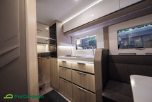 Lataa kuva Galleria-katseluun, Adria Compact DL Supreme