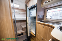 Lataa kuva Galleria-katseluun, Adria Matrix Axess M 680 SP